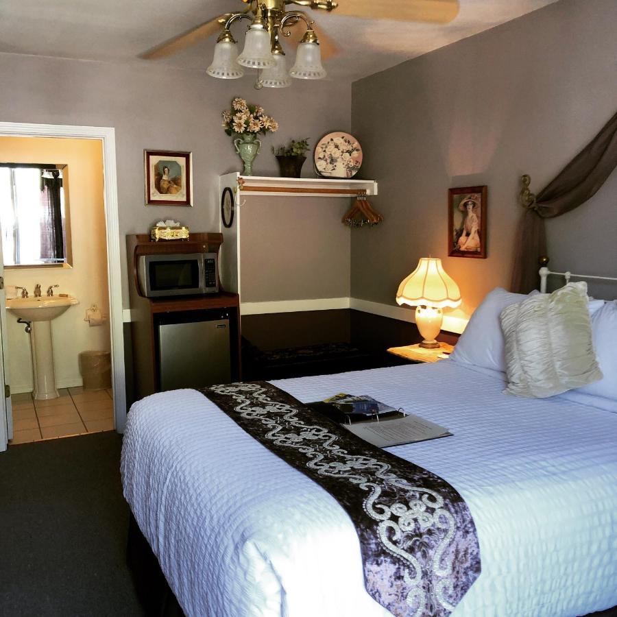 The Bent Elbow Hotel Silverton Dış mekan fotoğraf